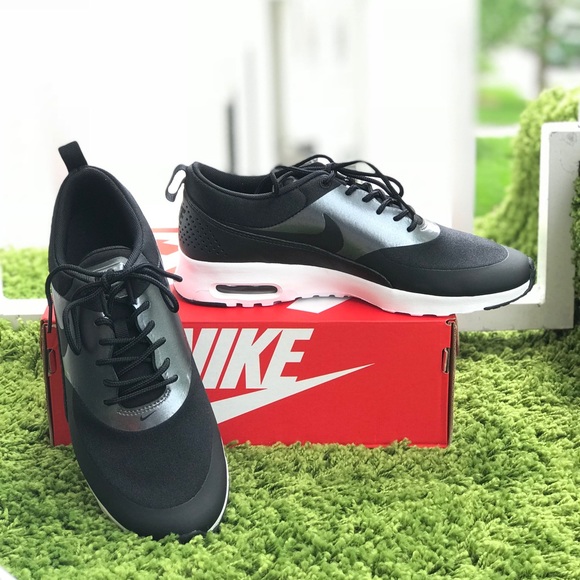 NWT Nike Air Max Thea Knit Black WMNS - Picture 6 of 8